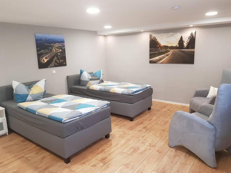 Ferienwohnung Bela, Naehe Nuerburgring Luxem Esterno foto