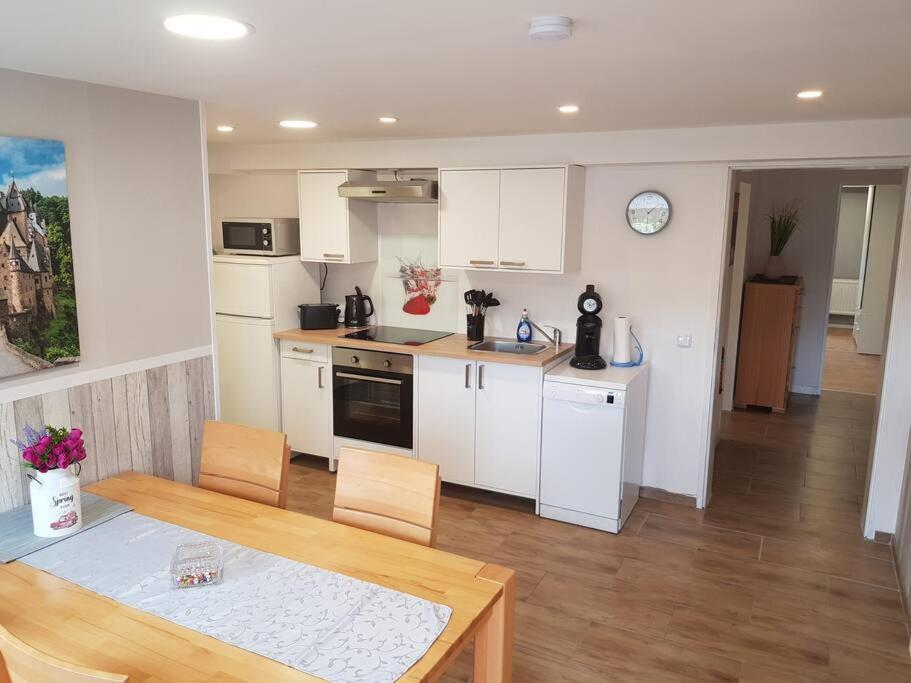 Ferienwohnung Bela, Naehe Nuerburgring Luxem Esterno foto